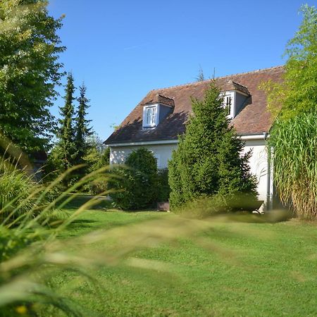 Отель Domaine De Bellevue, The Originals Relais Neufmoutiers-en-Brie Экстерьер фото